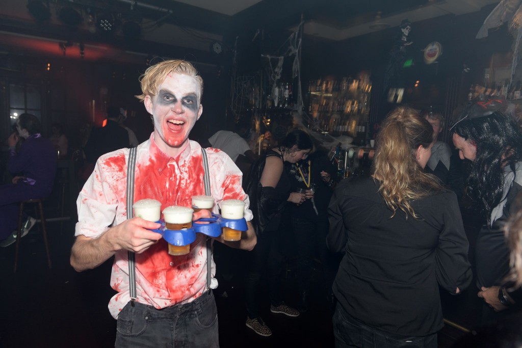 ../Images/Halloween Kaninefaaten 375.jpg